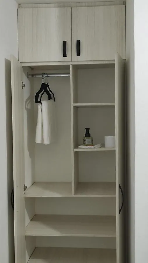 Homestay Habitacion, Con Bano Privado #7 Medellin Colombia