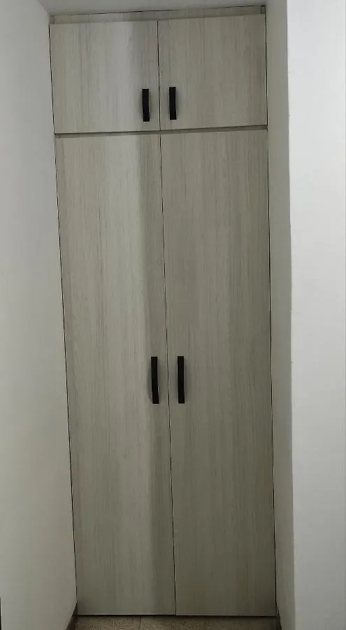 Habitacion, Con Bano Privado #7 Медельин Проживание в семье